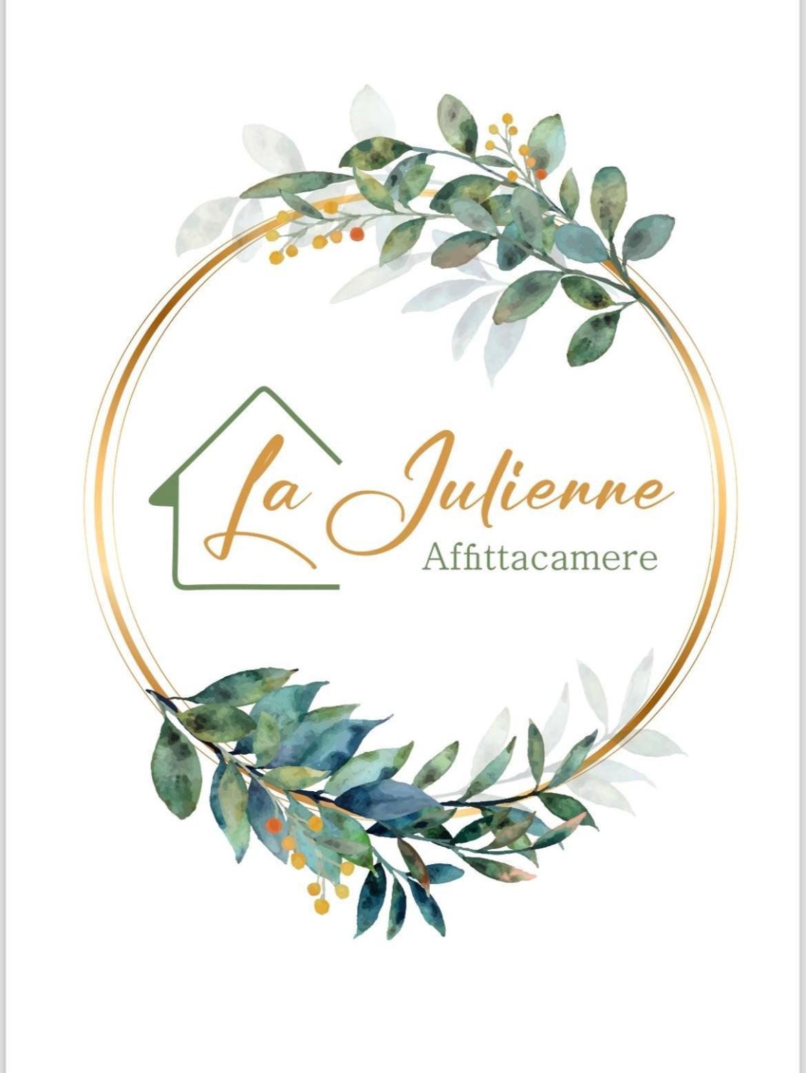 La Julienne Neapel